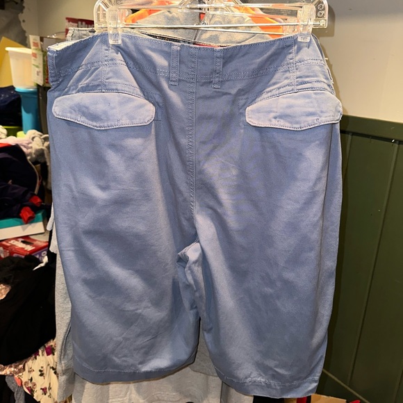 Men’s broken in shorts size 40T - Picture 2 of 3